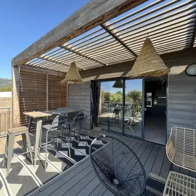 Luxurious Duplex With Pool Garden Balcony