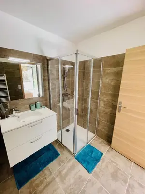 a bathroom with a shower and a sink at Ajaccio T2 grand standing neuf - centre ville et plages - 4 personnes - parking privé in Ajaccio