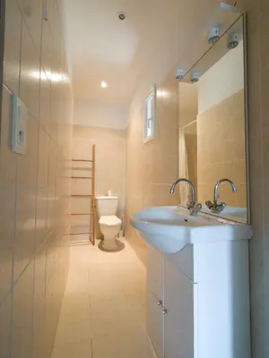 a bathroom with a sink and a toilet at Petit appartement à proximité de St Florent in Vallecalle