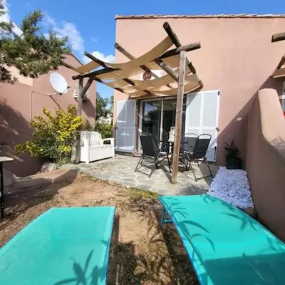 MINI VILLA A 5MIN À PIEDS DE LA PLAGE SANTA GIULIA