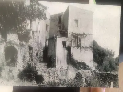a black and white photo of an old building at Le SAN PETRONE-TOUR EN PIERRE EN CENTRE CORSE ENTRE MER ET MONTAGNE in Moltifao