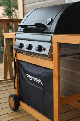 a grill sitting on top of a table at Les collines de lava in Appietto