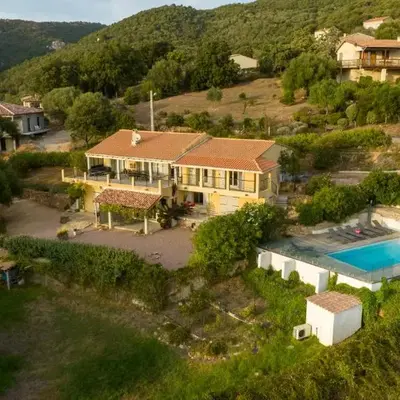 Villa Kallisté piscine chauffée