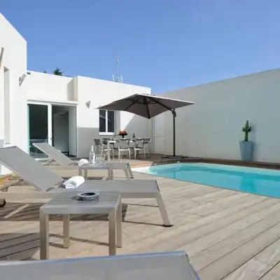 Villa Leccia vue mer piscine chauffée Bonifacio