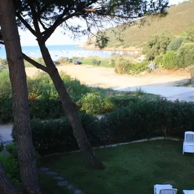 Maison de plage pour 10 personnes de 4 chambres front de mer Corse-du-Sud