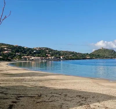 a view of a beach with the water at La vallée in Belvédère